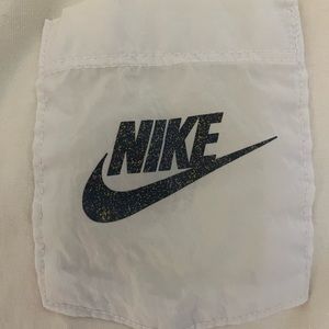 Nike tee